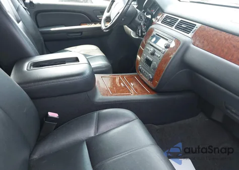 2008 Chevrolet Suburban 1500 Ltz from USA, damaged, VIN 3GNFK16328G135717